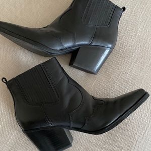 Sam Edelman Winona booties